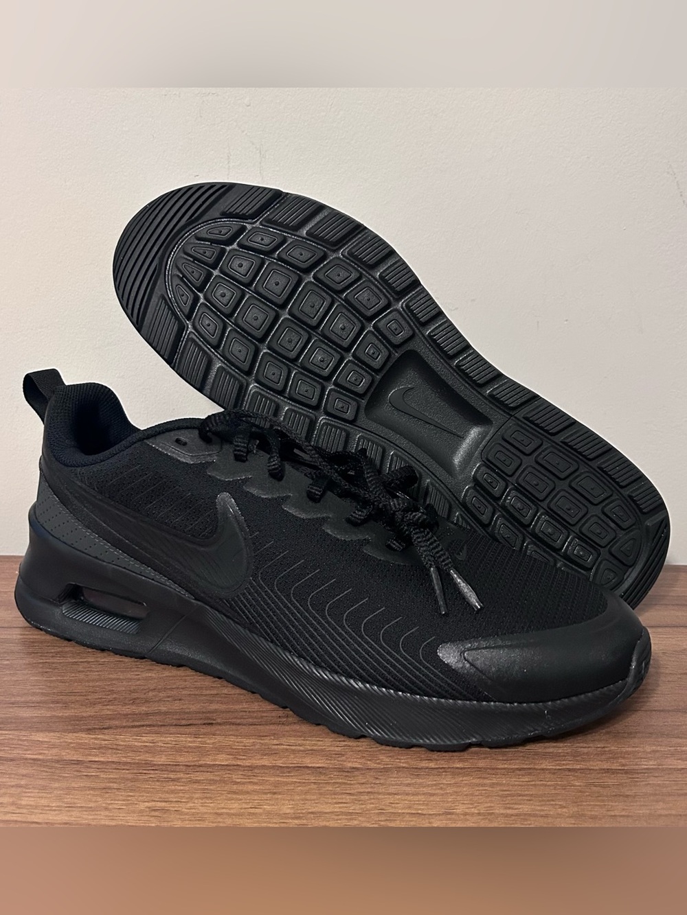 Nike Air Max Nuaxis Running Mens Size 13 Triple Black Anthracite FD4329-004 New